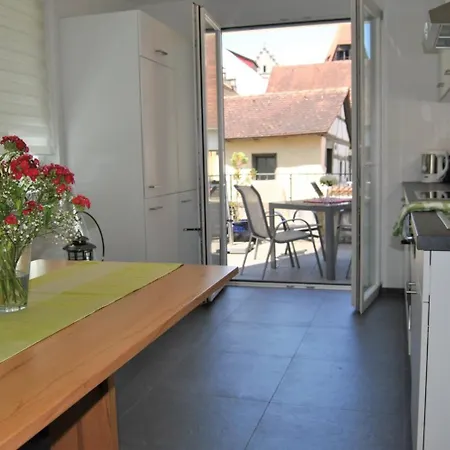 Zum Menzinger-garten * Uberlingen